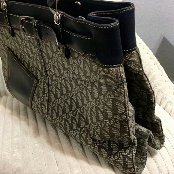 Dior Bags - Picture 8 of 13